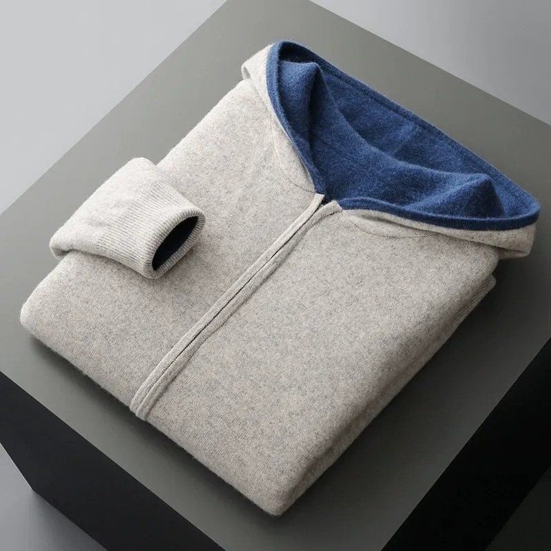 SOLARO MERINO WOOL HOODIE