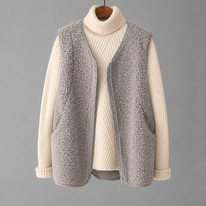 AVERY SHERPA VEST