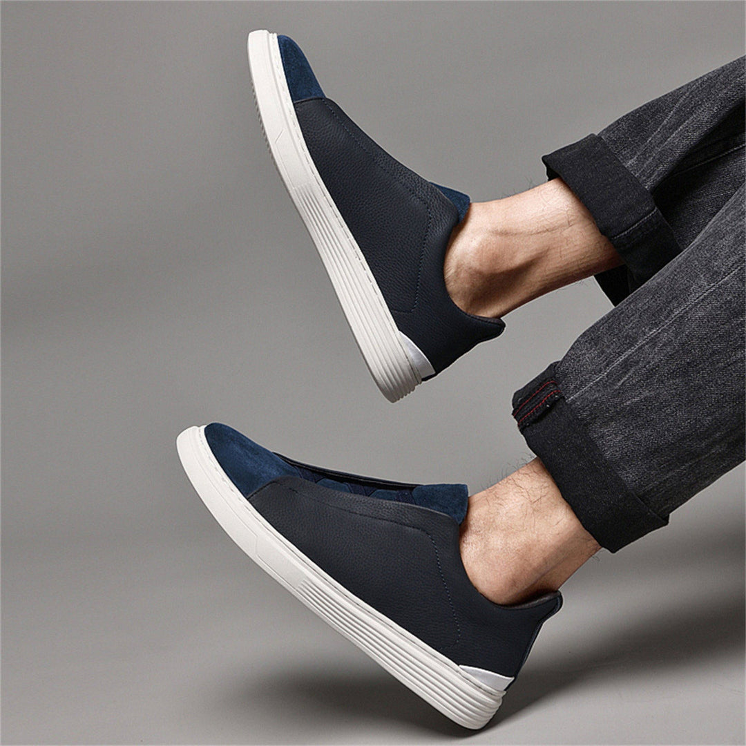 SANTINO SUEDE SNEAKERS