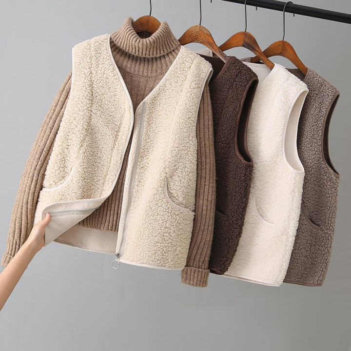 AVERY SHERPA VEST