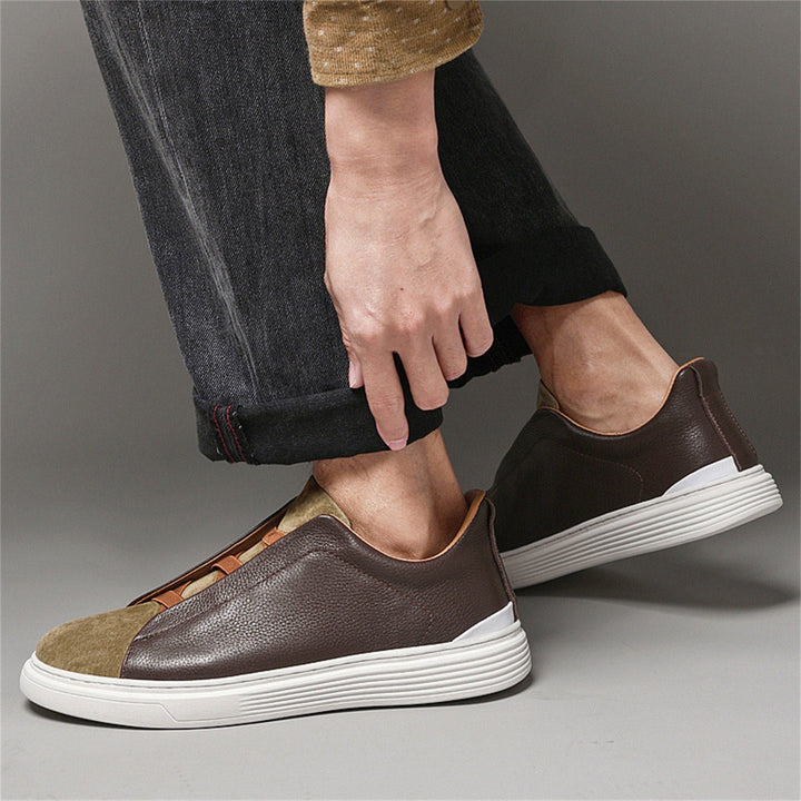 SANTINO SUEDE SNEAKERS
