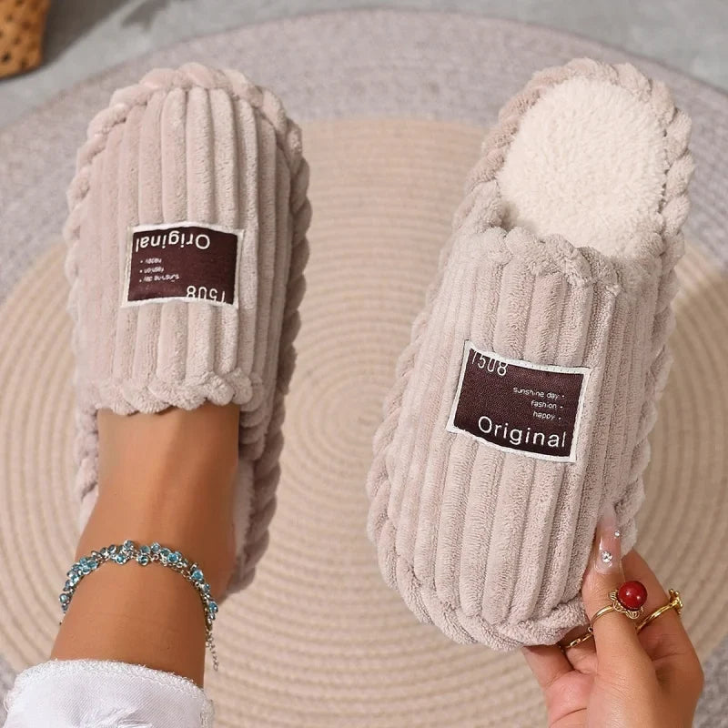 HOMESTEAD CUSHION SLIDES