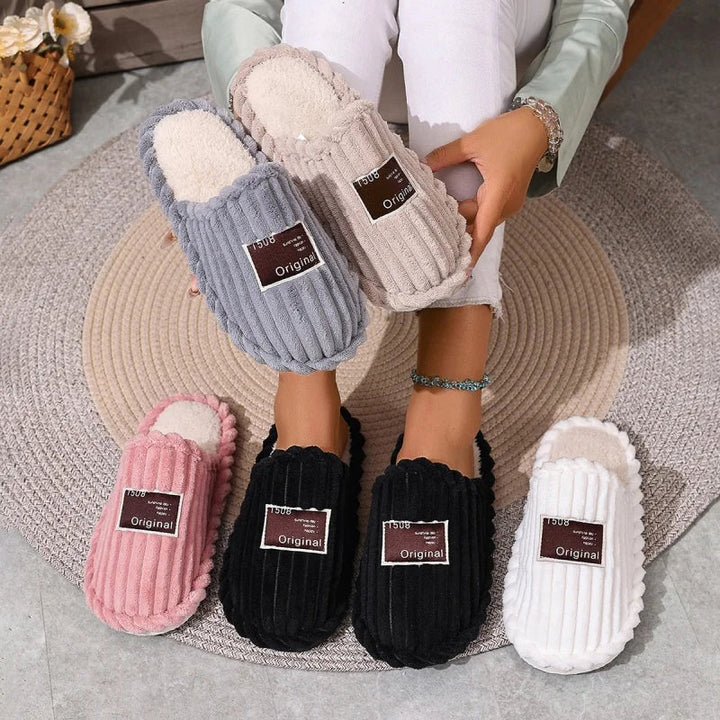 HOMESTEAD CUSHION SLIDES